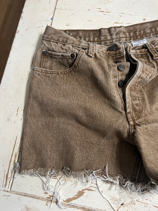 High-Rise Frayed Hem Brown Denim Shorts - Picture 2 of 9